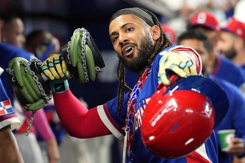 2回、満塁弾を放ったドミニカ共和国のタティス(AP)