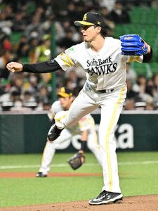 ソフトバンク対巨人　ソフトバンク先発の上沢(撮影･林敢治)