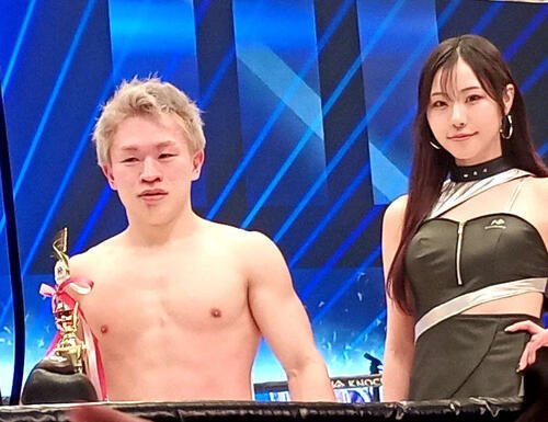 森岡悠樹に逆転勝ちした晃貴