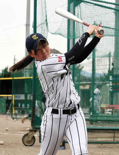 打撃練習に取り組む東海大静岡翔洋･高島