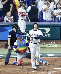 日本対ベネズエラ　9回裏、最終打者となる大谷は遊飛に倒れ天を仰ぐ(撮影･河田真司)