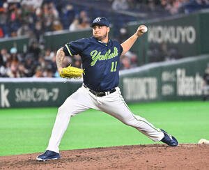 巨人対ヤクルト　ヤクルト5番手のキハダ(撮影･滝沢徹郎)