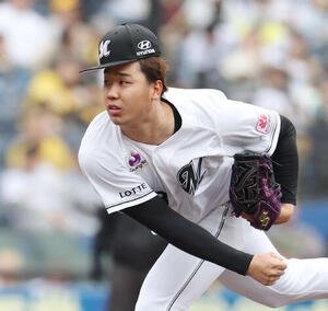 ロッテ対阪神　ロッテ先発の木村(撮影･宮地輝)