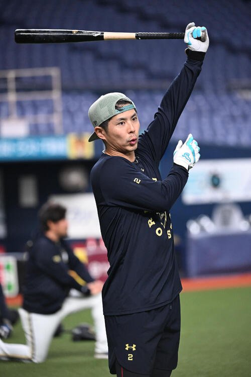 チームに合流し早出特打を行ったオリックス若月(撮影･和賀正仁)