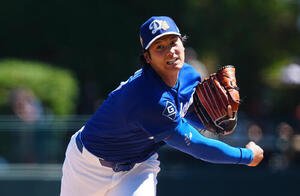 ドジャース対ジャイアンツ　力投するドジャース先発の大谷(撮影･垰建太)