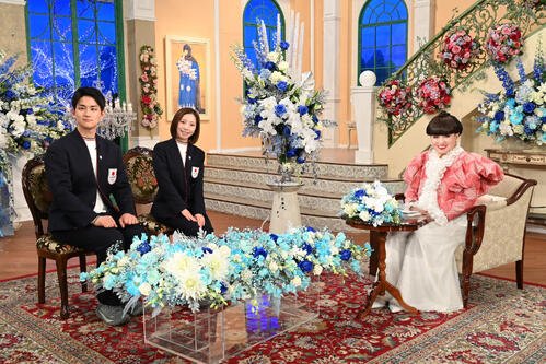 ｢徹子の部屋｣特別編に登場した木原龍一と三浦璃来、黒柳徹子