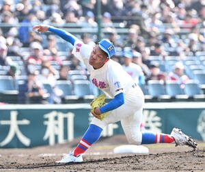 花咲徳栄対東洋大姫路　花咲徳栄先発の黒川凌大(撮影･石井愛子)