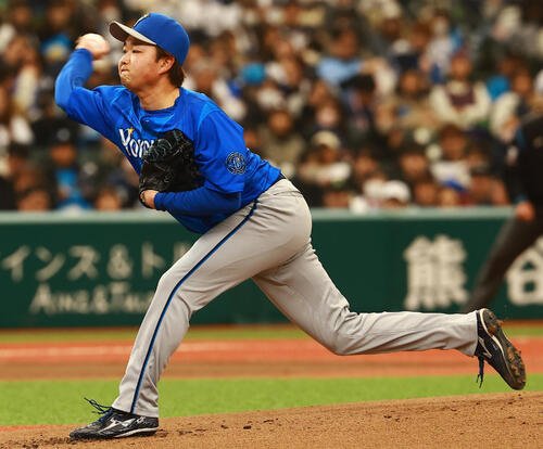 西武対DeNA DeNA先発の石田裕(撮影･野上伸悟)