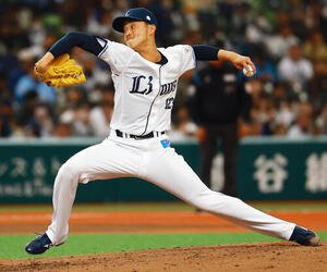 西武対DeNA　力投する西武冨士(撮影･野上伸悟)