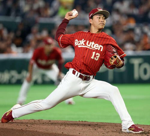 巨人対楽天　力投する楽天先発の藤原(撮影･浅見桂子)