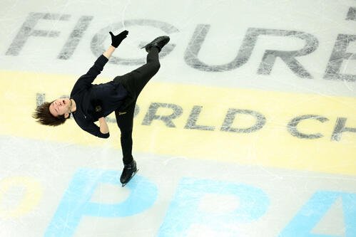 フィギュア世界選手権　公式練習で調整する鍵山優真(撮影･PNP)