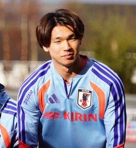 スコットランド戦に向けて始動した日本代表FW塩貝健人(撮影･佐藤成)