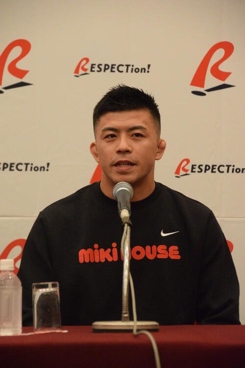 会見に出席した文田(撮影･泉光太郎)