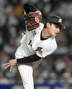 ロッテ対西武　ロッテ先発の毛利(撮影･小島史椰)