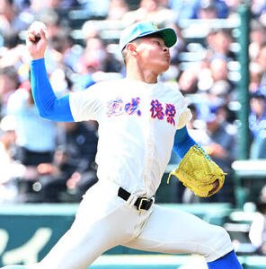 花咲徳栄対智弁学園　花咲徳栄3番手の黒川凌大(撮影･石井愛子)