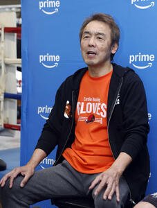 会見で質問に答える葛西トレーナー(撮影･山本朝陽)