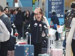 世界選手権が行われたチェコから帰国した坂本花織