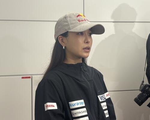 取材に応じる高梨(撮影･勝部晃多)