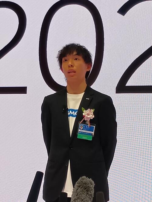 GMOインターネットグループの入社式に参加した黒田(撮影･泉光太郎)