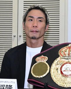 記者会見に出席した谷口(撮影･千葉一成)