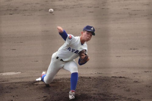 綾羽対彦根東　先発した綾羽･元木(撮影･佐藤妙月)