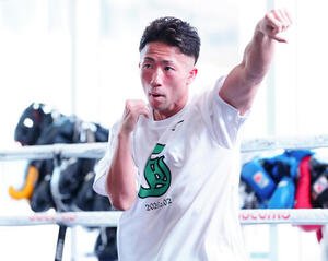 公開練習で汗を流す井上拓(撮影･鈴木みどり)