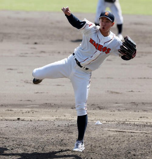 ジェイプロジェクト対ENEOS ENEOS･3番手で登板した長屋竣大(撮影･加藤哉)