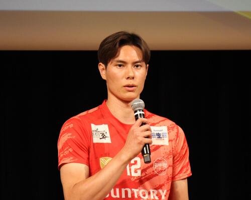 大同生命SVリーグ男子のプレーオフ｢チャンピオンシップ｣進出会見に出席する高橋藍