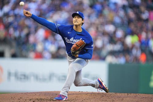 ジャイアンツ戦に先発した大谷翔平 (AP)