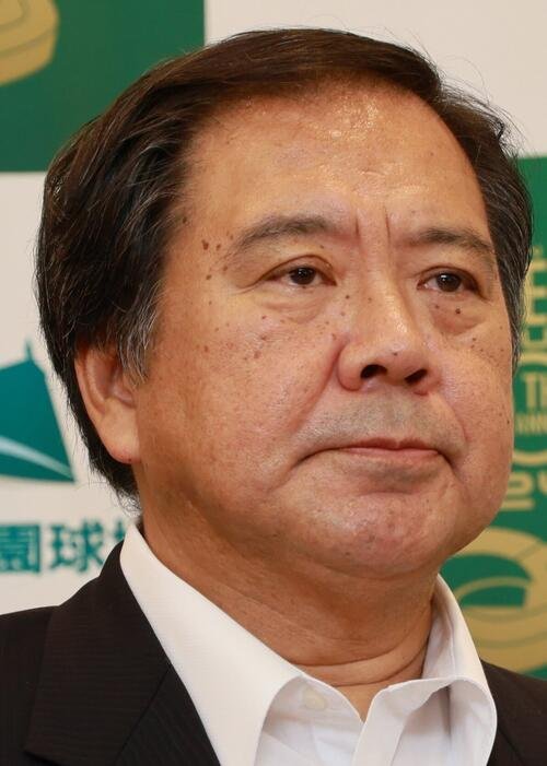 高野連の会長を辞任した宝馨氏