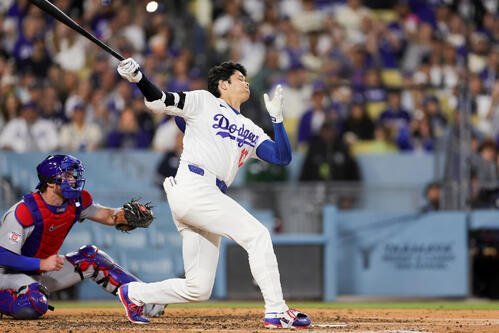 3回、三振に倒れたドジャース大谷 (AP)