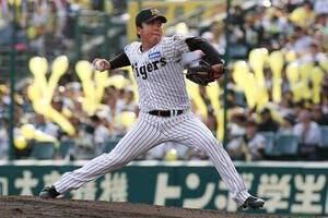 阪神対広島　7回表、力投する阪神村上頌樹(撮影･前田充)
