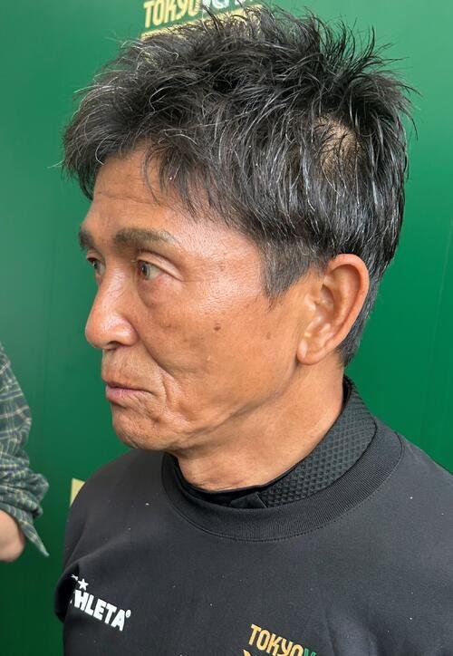 次節の鹿島戦に向けて取材に応じる東京V城福浩監督
