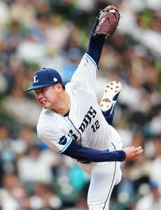 西武対日本ハム　力投する西武先発の渡辺勇太朗(撮影･垰建太)　