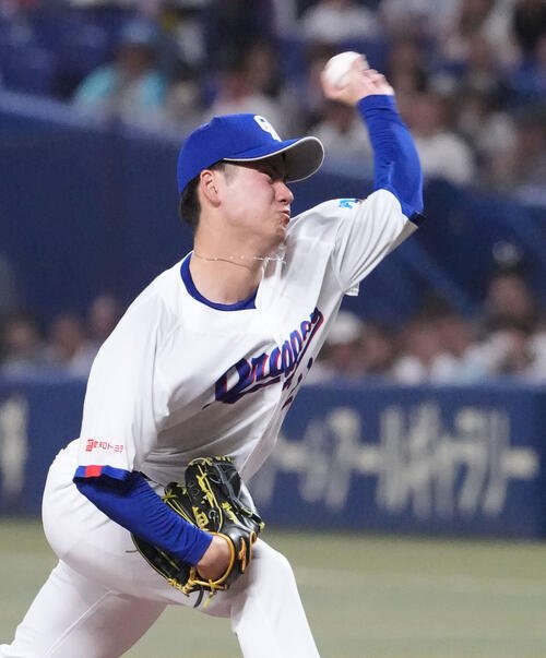 中日対DeNA　力投する中日先発の金丸夢斗(撮影･森本幸一)