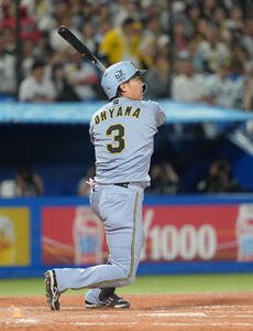 ヤクルト対阪神　4回表阪神1死一、二塁、大山悠輔は3点本塁打を放つ(撮影･足立雅史)