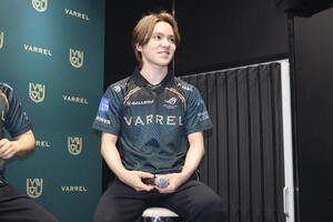 eスポーツチームVARRELに加入したフィギュアスケート宇野昌磨さん＝2026年5月1日