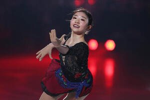 アイスショー｢ブルームオンアイス2026｣で華麗な演技を披露する千葉百音(撮影･前田充)