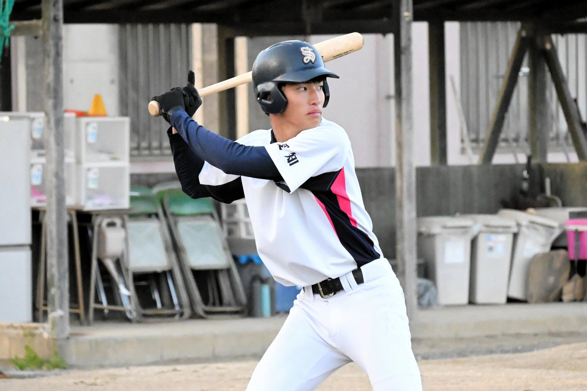 打撃練習をする鈴木悠太選手=2026年4月27日、愛知県豊橋市、堀内未希撮影