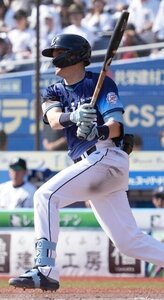 三回表西武1死、ネビンは安打を放つ