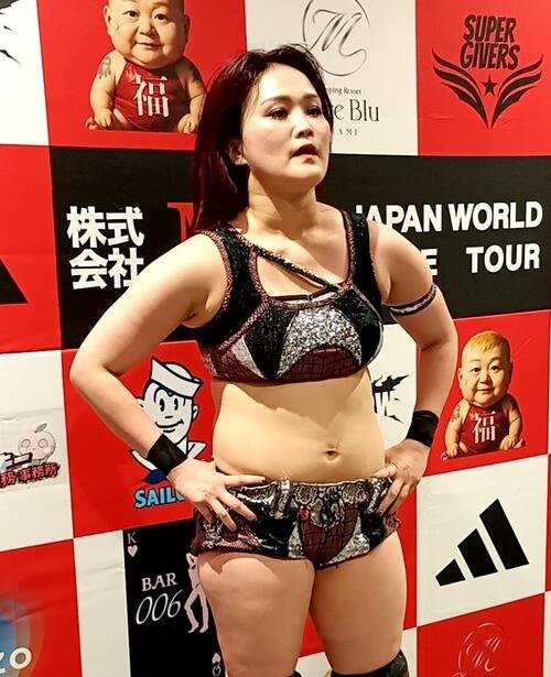 山下実優
