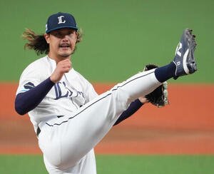 西武対ソフトバンク　力投する西武先発の高橋光成(撮影･足立雅史)