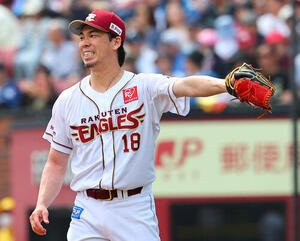 楽天対日本ハム　マウンドで渋い表情を見せる楽天前田健太(撮影･野上伸悟)