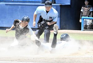 高崎が6度目V、延長戦で前橋を下す　高校軟式野球群馬県予選