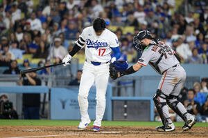 5回、空振り三振に倒れたドジャース大谷翔平(AP)