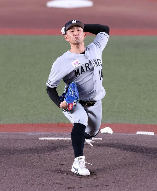 ロッテ対日本ハム　ロッテ先発の小島和哉　(撮影･浅見桂子)