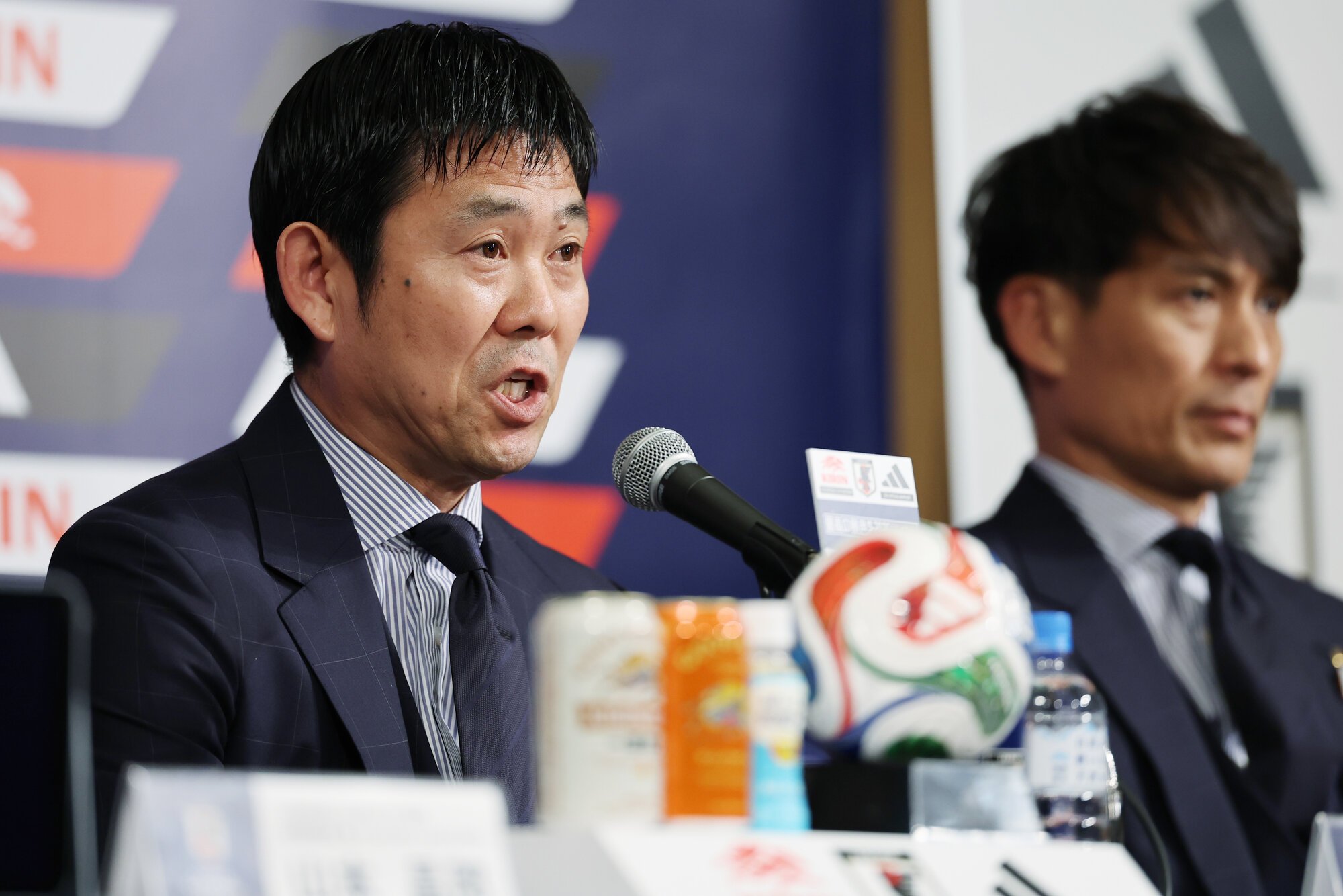 ｢序列｣で計れない39歳長友のW杯招集　｢国の総合力が問われる｣