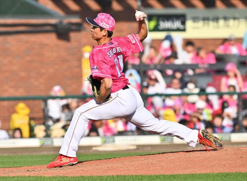 楽天対ソフトバンク　9回表途中から楽天5番手で登板し試合を締めた柴田大地(撮影･滝沢徹郎)