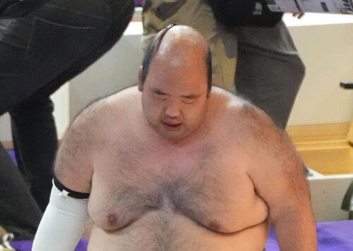 168センチの森麗が190センチ本多を破る　23歳下を押し出して今場所初勝利