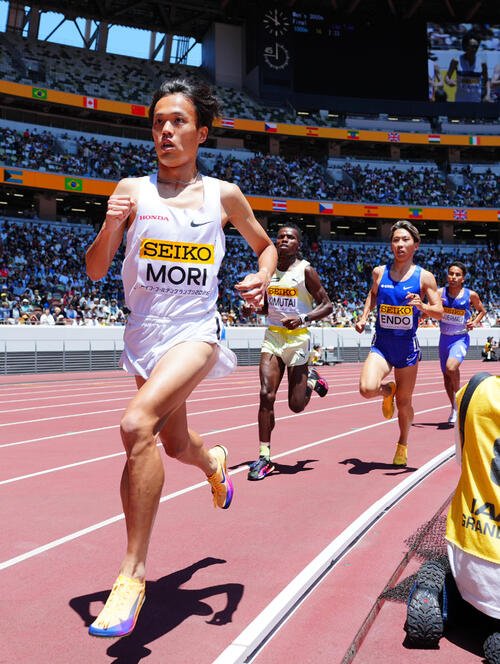 2026年5月17日、セイコーゴールデングランプリ陸上2026男子3000メートル、力走する森凪也